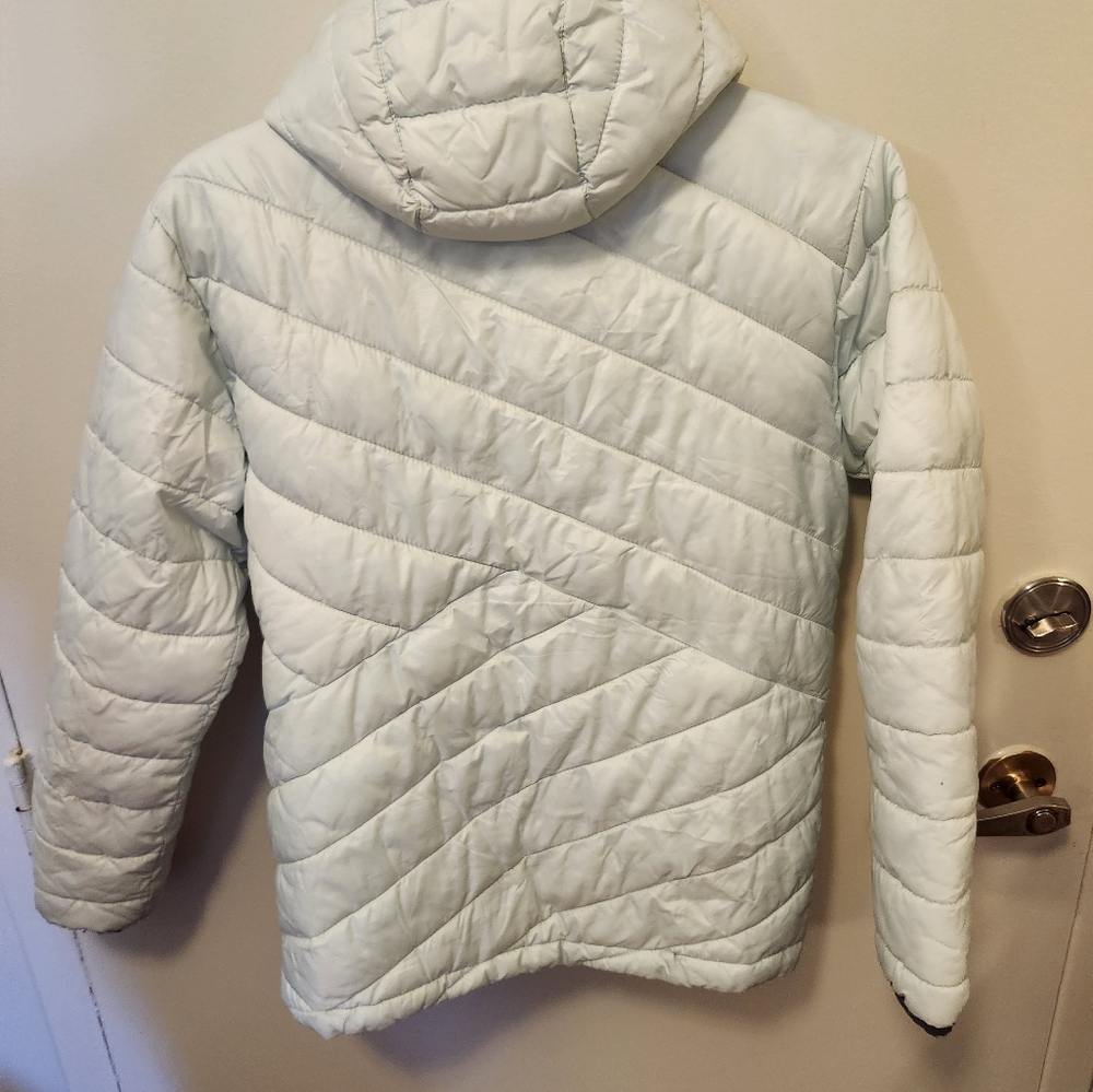 COLUMBIA Light Blue Quilted Jacket, Size L, VGUC, Slight discolored patch - Picture 5 of 8